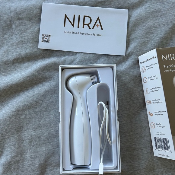 NIRA Precision Laser Anti-wrinkle Device - Picture 5 of 5